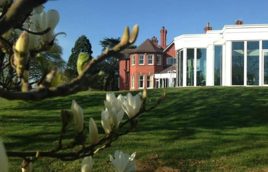 Отель Tern Hill Hall Маркет-Дрейтон Экстерьер фото